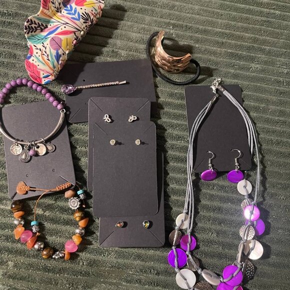 10pc Jewelry bundle hair clips earrings necklace Bracelet - Picture 1 of 16